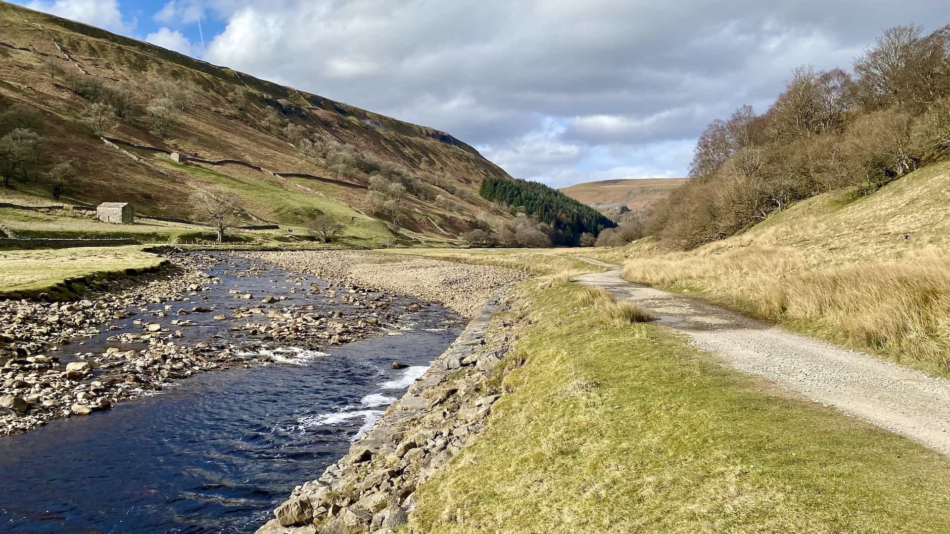 The majority of the Yorkshire Dales National Park, which covers 841 square miles, is in North Yorkshire, with a sizeable area in Cumbria and a small part in Lancashire. The national park status was designated in 1954 and the westward extension into Lancashire and Cumbria occurred in 2016.