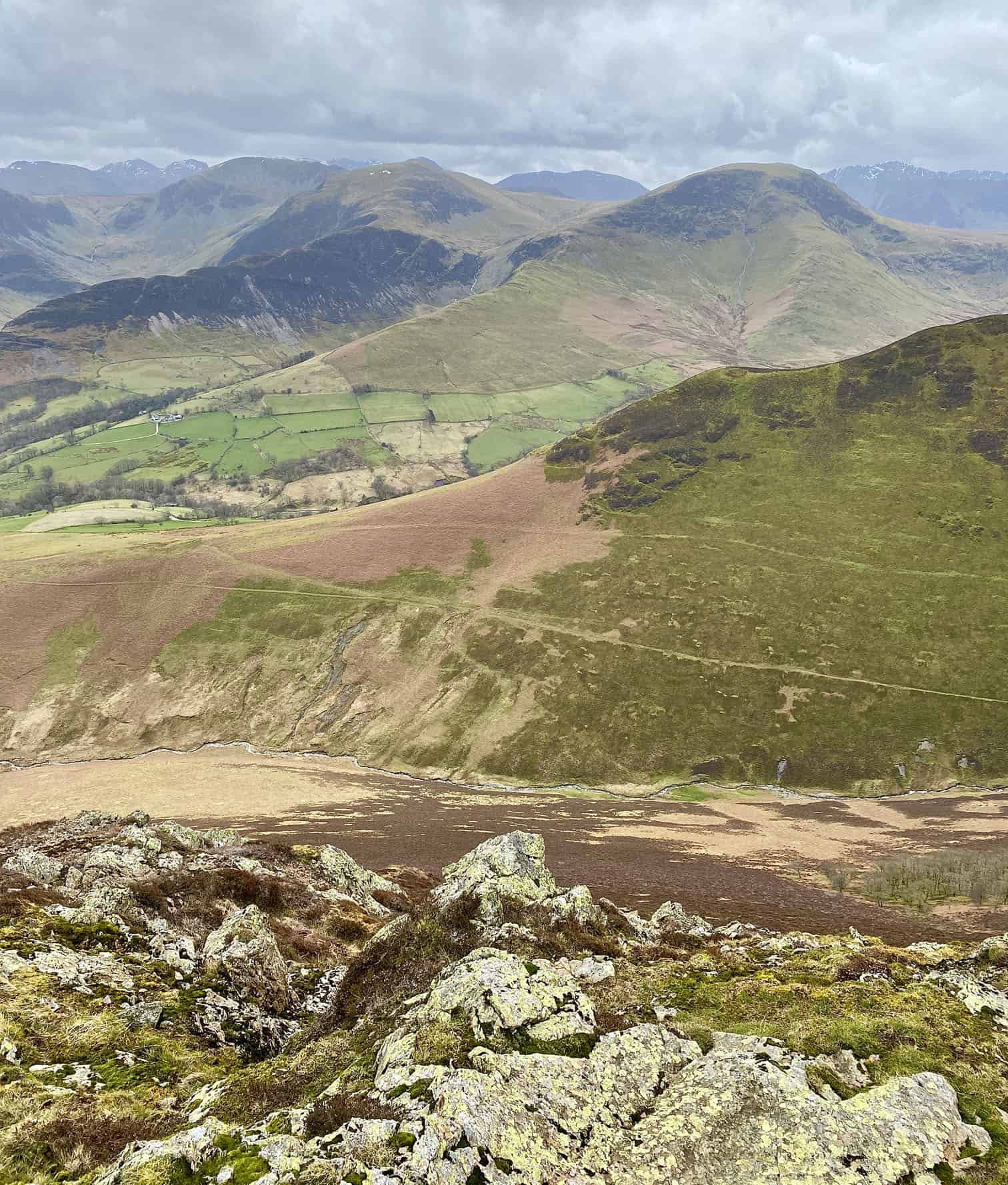 Looking south from Causey Pike towards Robinson and Hindscarth.
