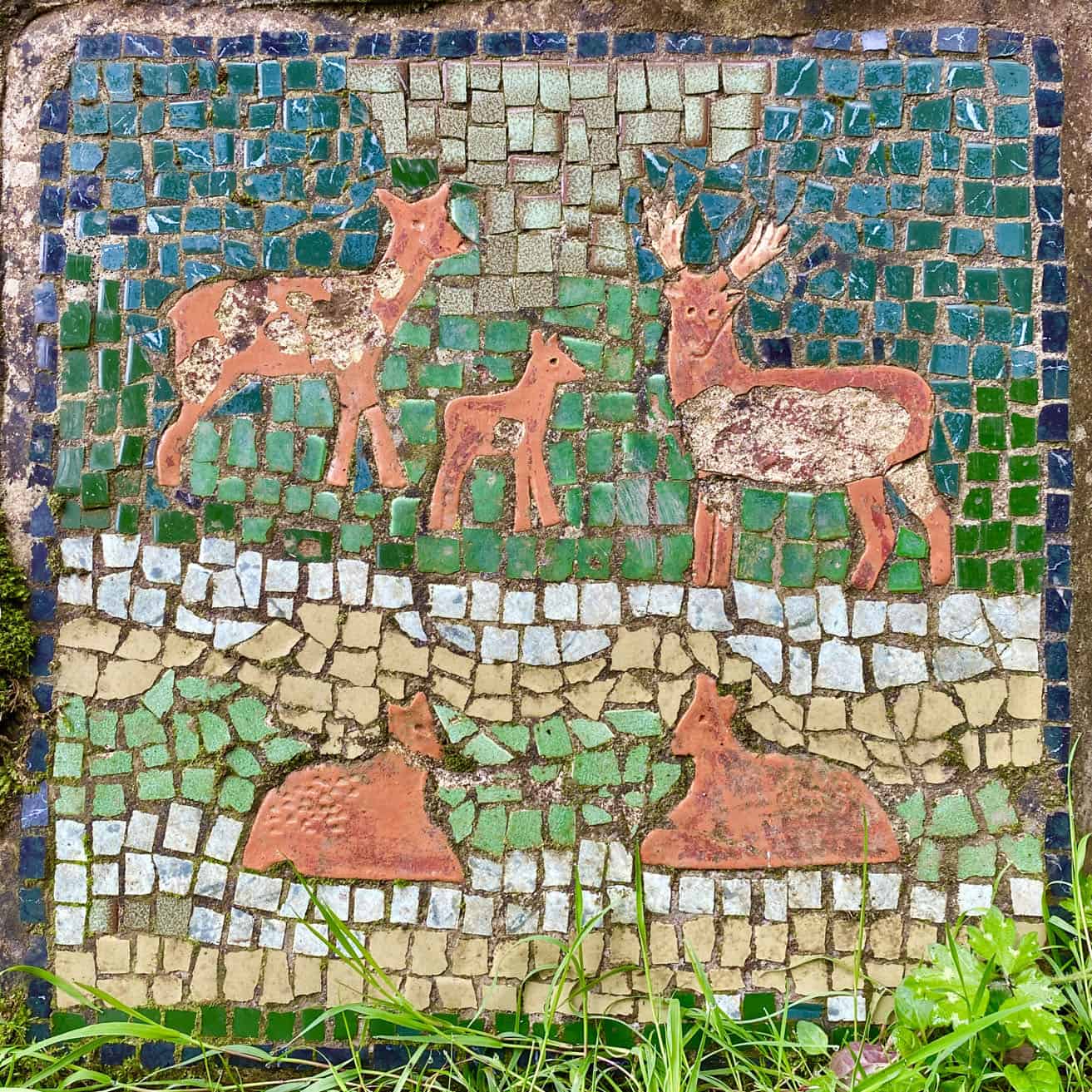 Crackpots Mosaic Trail: Deer.