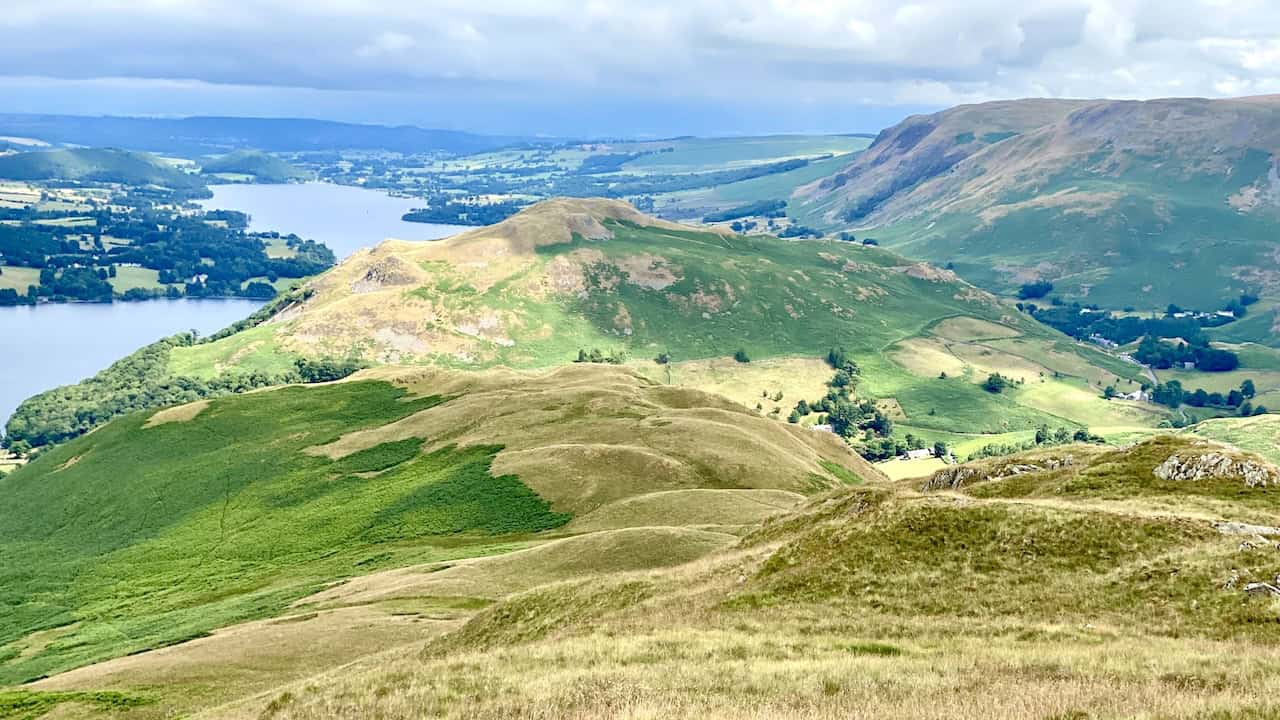 Looking north-east from High Dodd towards Hallin Fell. These views are the highlight of this Place Fell walk.