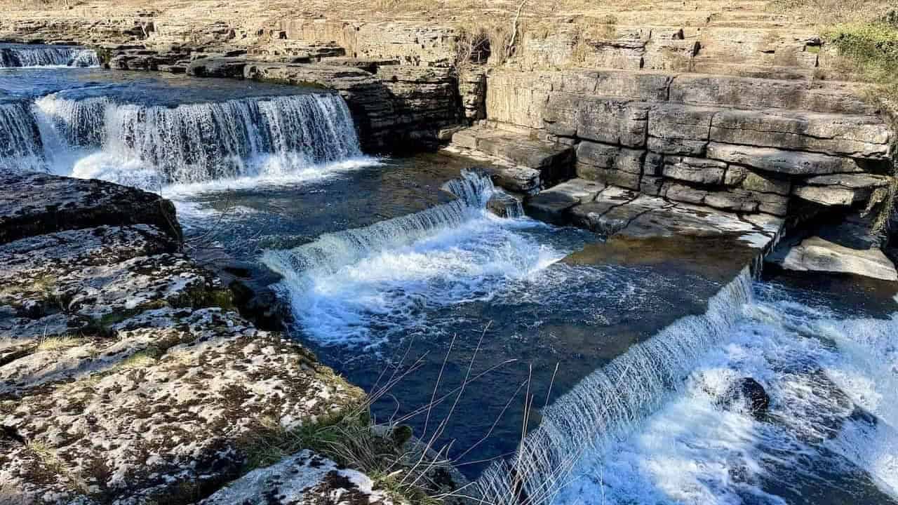 Riverside scenery and village paths on the Wensleydale walk via West Witton and Aysgarth.