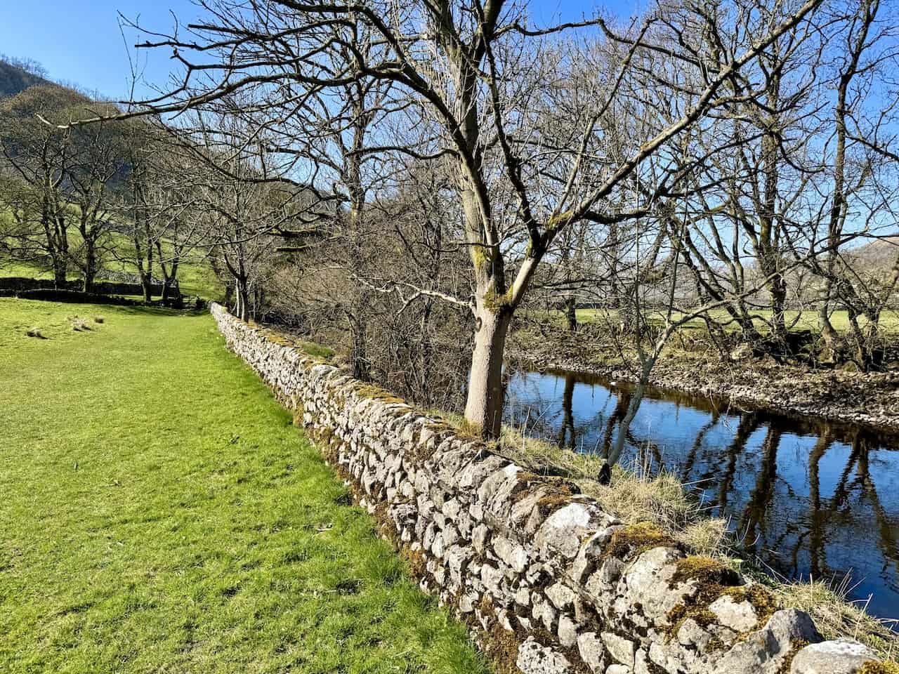 Dales Way heading north towards Buckden.