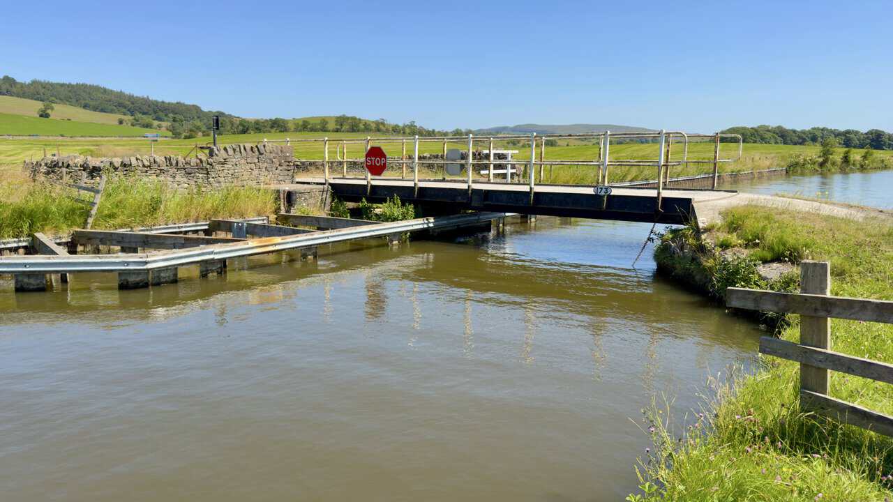 Highgate Bridge, a swing bridge on the Leeds and Liverpool Canal at New Laithe.