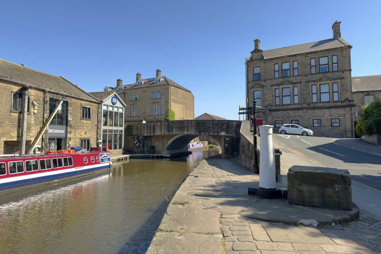Belmont Bridge over the Leeds and Liverpool Canal in Skipton at the end of the Skipton walk.